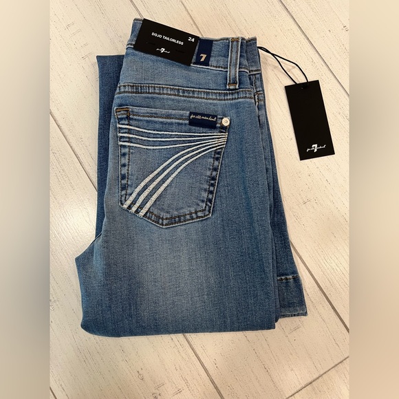 7 For All Mankind Tailorless Dojo Jeans Women's Trousers NWT 7FAMK NWT Size 24 - Picture 1 of 9